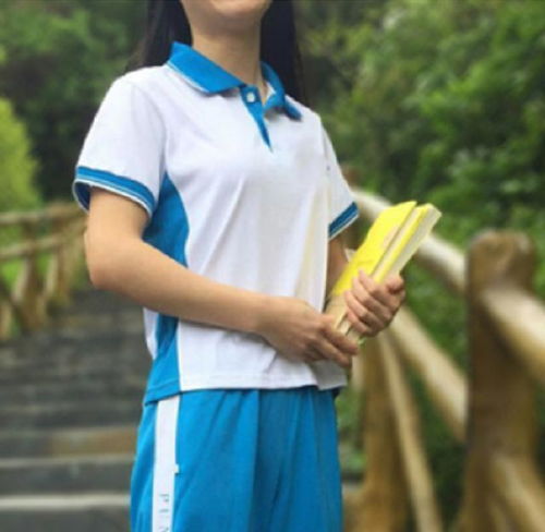贵族学校的女生,为啥能穿jk制服上学,班主任的一番话认清事实