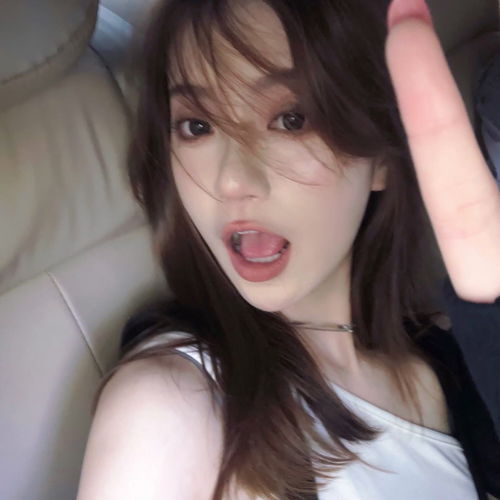 女生头像渐渐成长,温柔,安静,努力