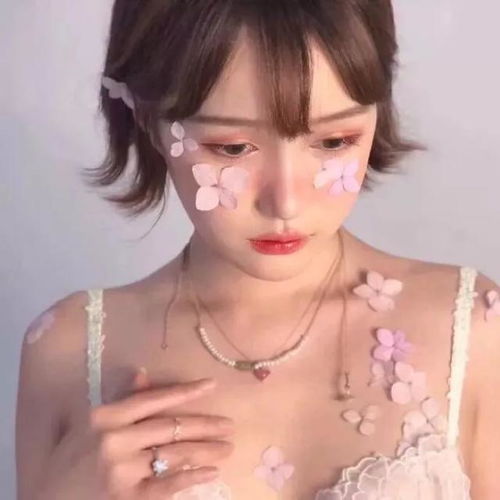 短发女生个性头像