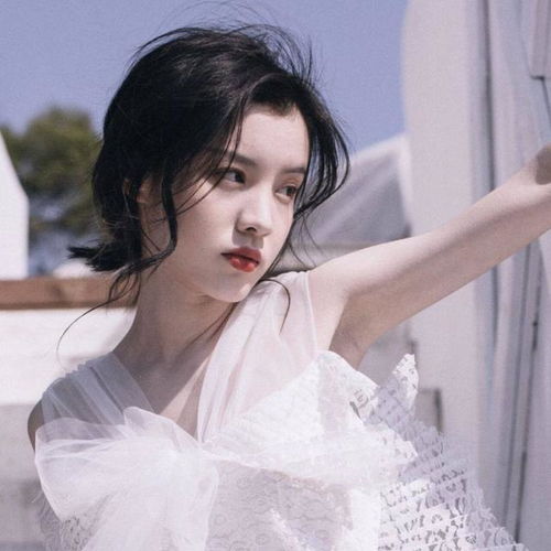 小清新头像女女孩的裙摆撑得起所有温柔和盛夏