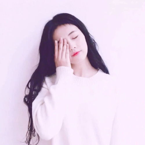 夜聊时,女生秒回你这4字消息,咳咳,你已游进渣女鱼塘