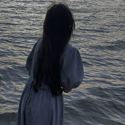 女生头像风景不露脸文案