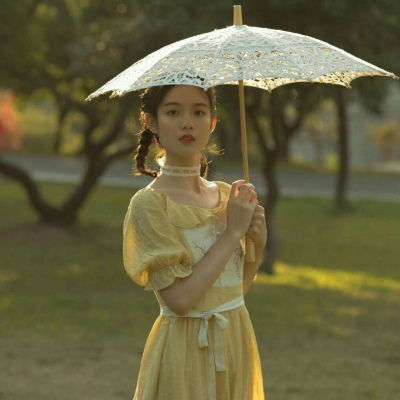 2020最新清新唯美女生头像我已见过银河但我只爱一颗星