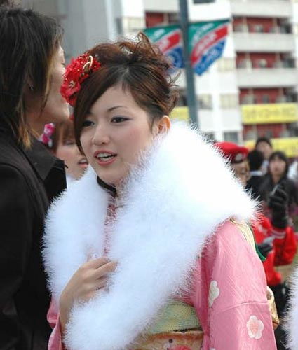 日本成人节上的日本女孩组图