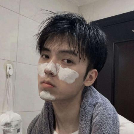 成熟男生微信头像,成熟男人头像是否适合你的口味