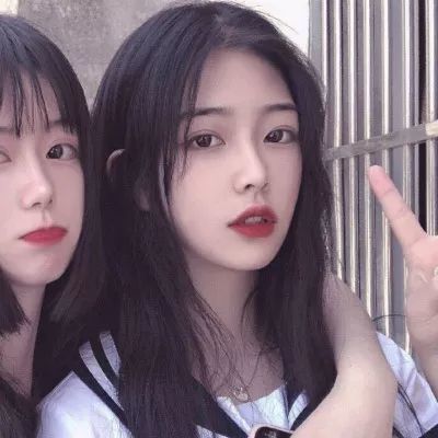 闺蜜头像一人一半真人2张分开真人闺头