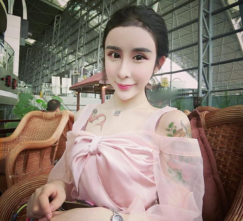 多图慎点河南15岁少女整容变蛇精