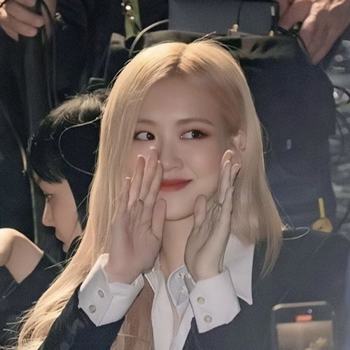 blackpinkrosie绝美头像,她身上有光