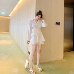 货号5174白色衬衫休闲套装女收腰阔腿短裤两件套配腰带