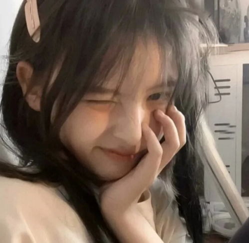 高级感温柔女生头像19
