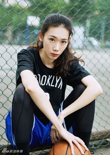 长腿篮球女将一言不合就要扣篮新浪图片
