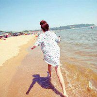 女性海边微信头像图片海边