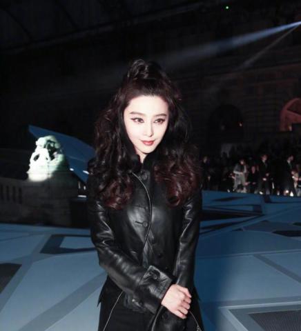 你以为只有像范冰冰才美吗她告诉你塌鼻饼脸也可以美出天际