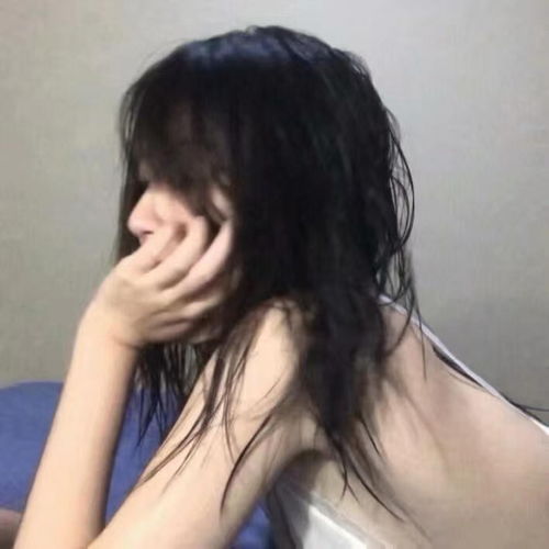 告诉你个秘密,等睡醒了明天我还喜欢你