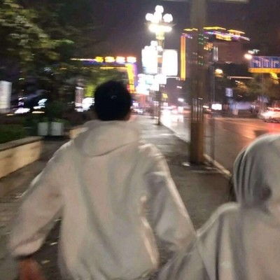女生头像你未必出类拔萃,但你一定与众不同