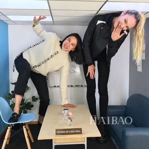 不服黄皮姑娘穿衣不好看她驾驭欧美风也妥妥的