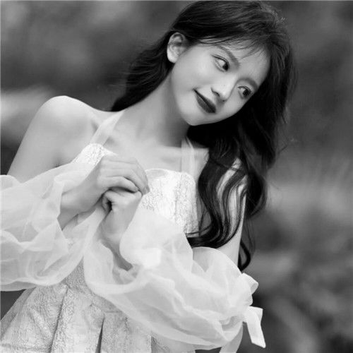 唯美女生黑白头像图片,不可错过的神秘魅力