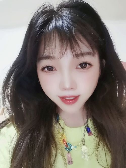 清纯妹子卖萌美女