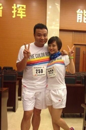 央视主持人沙桐离婚后被小12岁美女逼婚,他却有苦难言