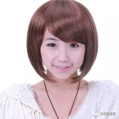 10款可爱的女生圆脸短发发型