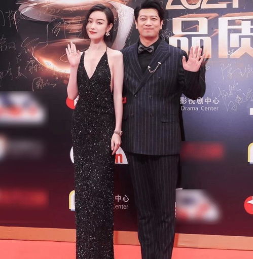 女星红毯比美太养眼倪妮露背装绝了,江疏影童瑶同框像公主