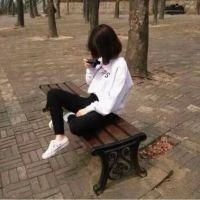 头像女生背影或者侧面短发发型渐渐明白海誓山盟亦会分开