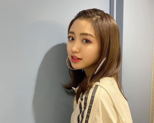 日童星不负众望长成仙气美女,无辜大眼加长腿网民赞真人阿丽塔