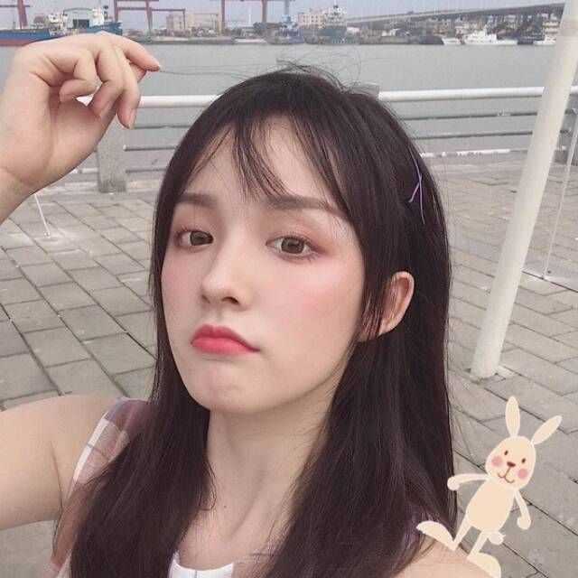 气质脱俗,魅力十足的3大星座女,就像一杯让人上瘾的毒药
