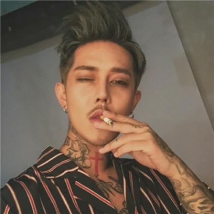 网图女生头像甜美霸气纹身