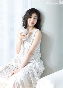 金妍儿甜美写真曝光小清新女王范