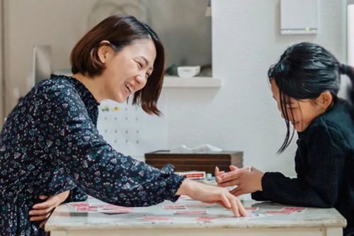 女硕士辞职当保姆把学历当废纸有多无知