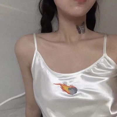 直男都会喜欢的小众女头女生文案