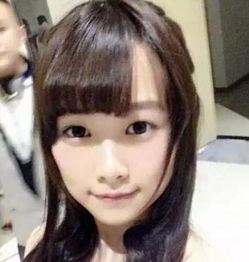 李宇春长发出镜颠覆往日造型判若两人,比刘亦菲更仙