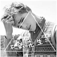 非主流情侣头像一男一女带字填满我整颗心的人是你