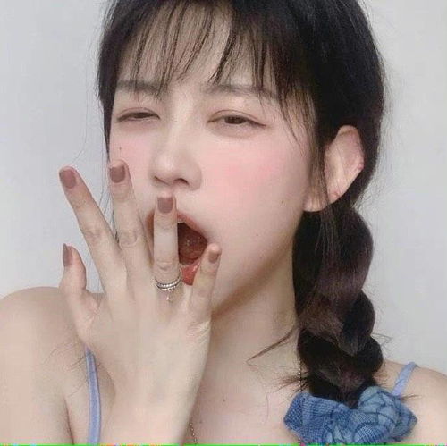 真正放下一个人的样子就是在看到这些话的时候一时想不起任何人