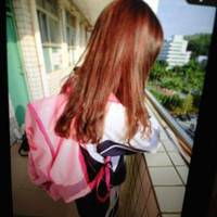 穿深圳校服女生头像少女