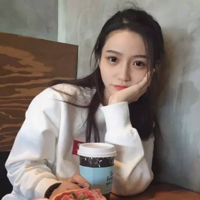 女生头像安然自若,花开花落