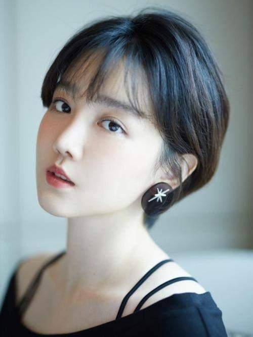 这款短发千万不要尝试,娱乐圈三位美女都hold不住,直接显老20岁