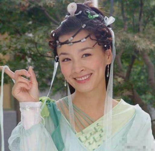 张庭夫妇公司涉嫌传销被查处,冻结6亿元,微商女王露出马脚