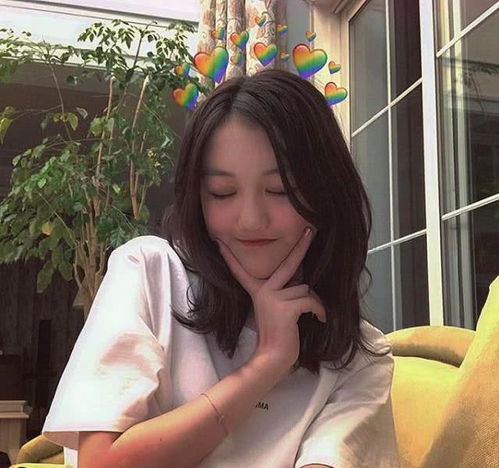 李嫣约闺蜜做头发奢侈品天价包包傍身,获百万豪车接驾排场大