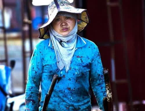 北大女硕士苏黎杰放弃外企高薪回老家当油漆工,称生活很踏实