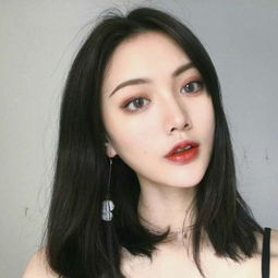 网红高冷女生头像伤感高清2019在我面前你可以不用那么坚强