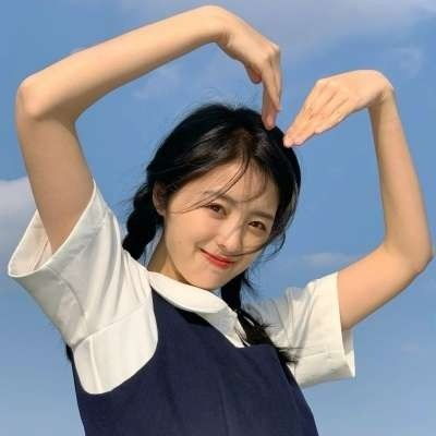 ins超阳光女生头像