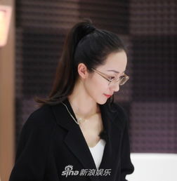 组图韩雪节目中变身女总裁戴眼镜优雅迷人霸气十足