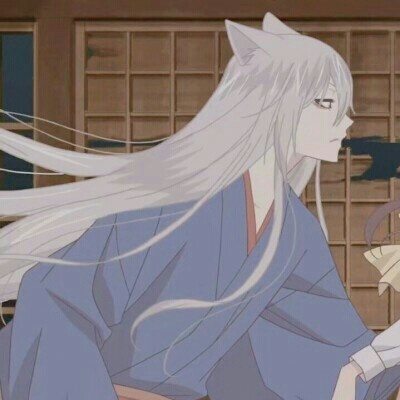 女生温柔的头像卡通奈奈