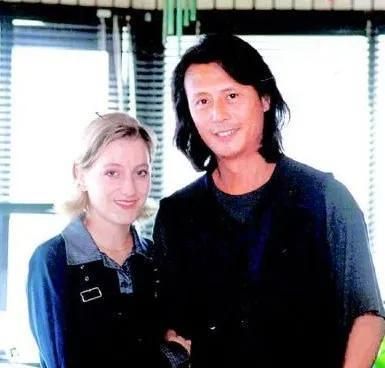 刘德凯深情薄情系一身,为法国女孩抛弃刘雪华,老年无子女陪伴