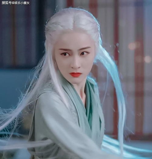 景甜像女王,蒋勤勤鞠婧祎仙气却最让人心疼,女明星造型百变傲娇霸气的眼神