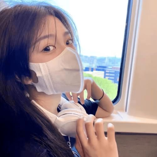 很想揭下你的口罩作者冬月初十朗诵飞舞