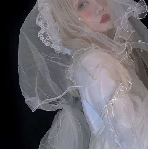 女生个性高冷婚纱头像霸气又冷艳
