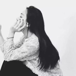 我是这样一个会弹钢琴的女子